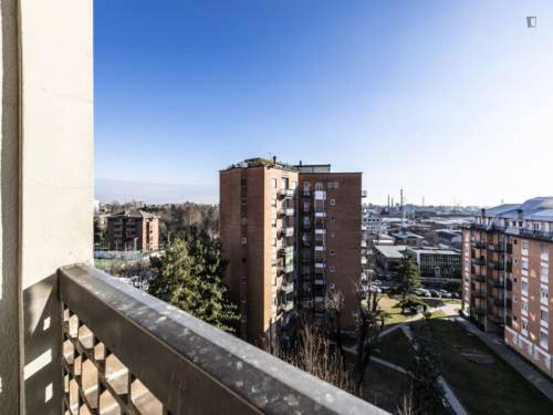Cozy double bedroom in Cesano Boscone