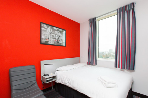 Pillar Box - Gallery - 12