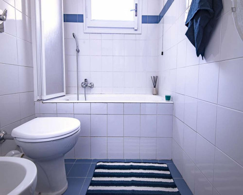 Bright double bedroom near the University of Milan - Bicocca - Gallery - 6