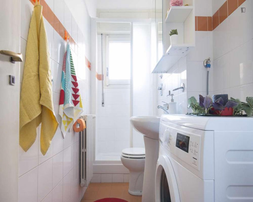 Bright double bedroom near the University of Milan - Bicocca - Gallery - 7