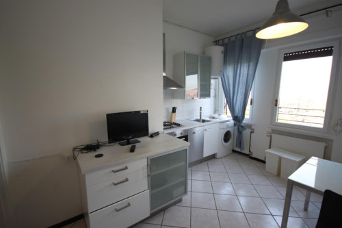 Cozy double bedroom near the LUM School Of Management - Gallery - 10