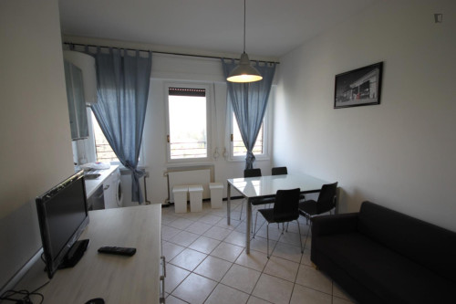 Cozy double bedroom near the LUM School Of Management - Gallery - 9