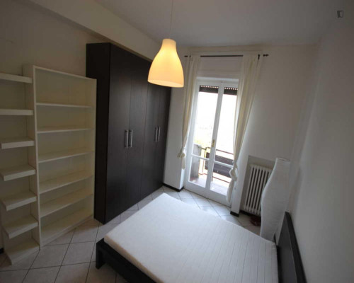 Cozy double bedroom near the LUM School Of Management - Gallery - 5