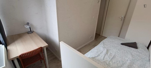 Cosy single bedroom in Hamme - Gallery - 3