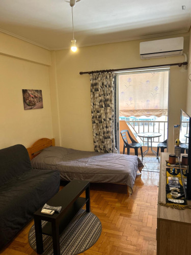 Homely 1-bedroom flat in Kallithea