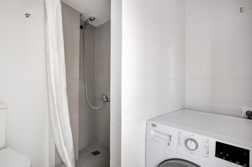 Bright 2-bedroom flat near the Metropolitan College - Gallery - 12