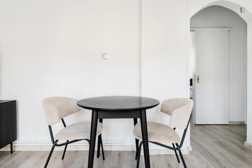 Cozy 2-bedroom flat near the Metropolitan College - Gallery - 17