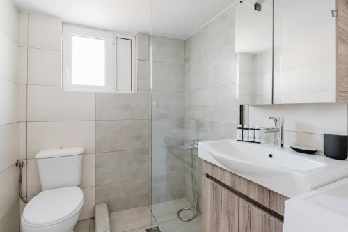 Cozy 2-bedroom flat near the Metropolitan College - Gallery - 12