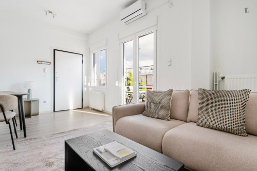 Cozy 2-bedroom flat near the Metropolitan College - Gallery - 19