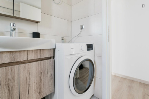 Cozy 2-bedroom flat near the Metropolitan College - Gallery - 11