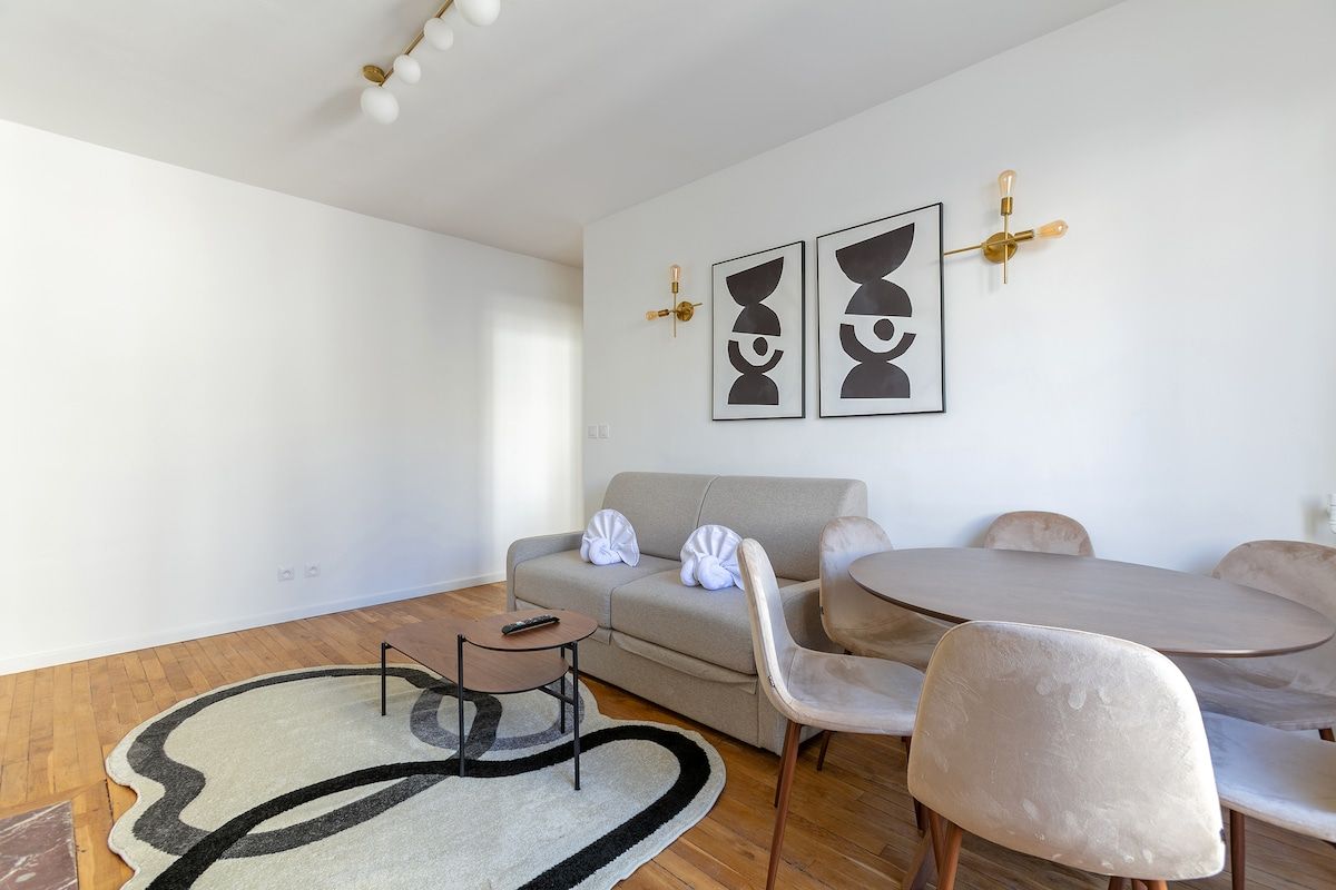 Modern 2BR Apartment With AC Near Place D'Italie - 12