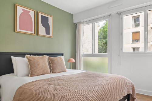 Chic 2-Bedroom in the Heart of Paris - Gallery - 20