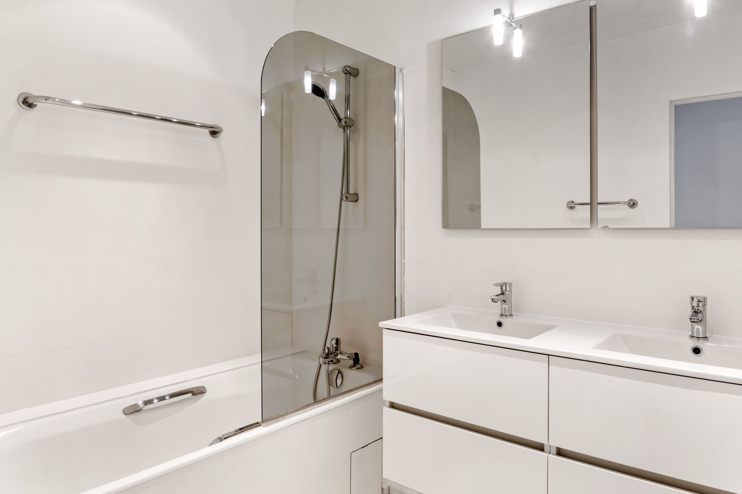 Chic 2-Bedroom In The Heart Of Paris - 10