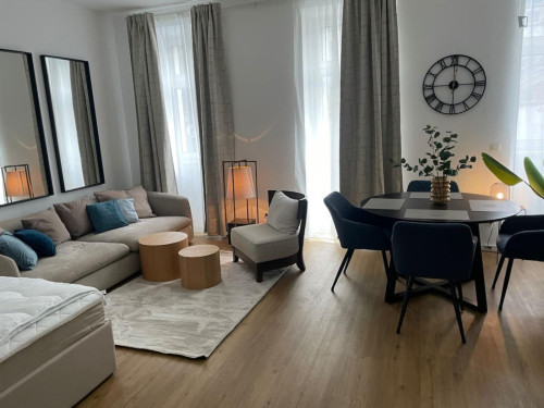 Charming 1-bedroom flat in the Simmering district