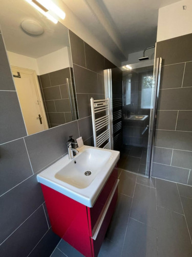 Tasteful 2-bedroom apartment in Nibelungenviertel - Gallery - 7