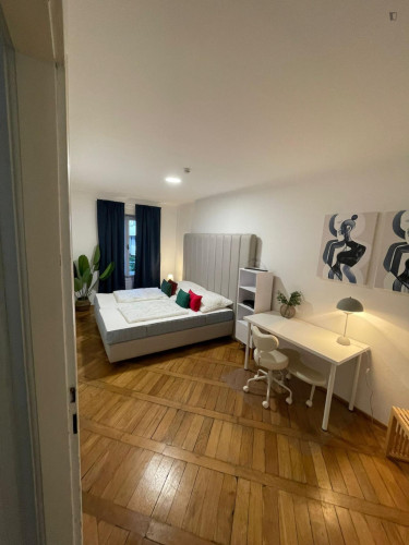 Tasteful 2-bedroom apartment in Nibelungenviertel - Gallery - 17