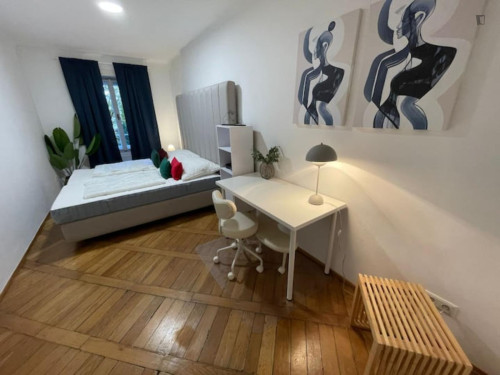 Tasteful 2-bedroom apartment in Nibelungenviertel - Gallery - 10