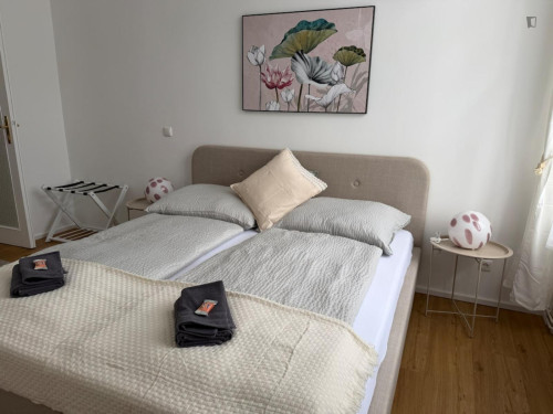 Welcoming 2-bedroom flat in Nibelungenviertel