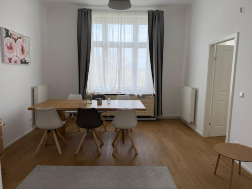 Welcoming 2-bedroom flat in Nibelungenviertel