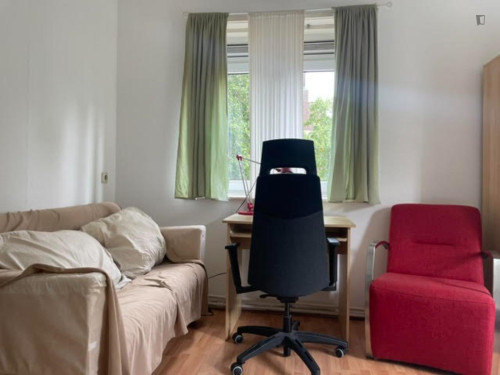 Homely double bedroom in Stadsdriehoek - Gallery - 14