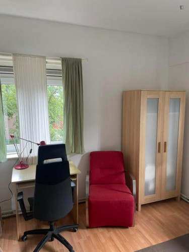 Homely double bedroom in Stadsdriehoek - Gallery - 12