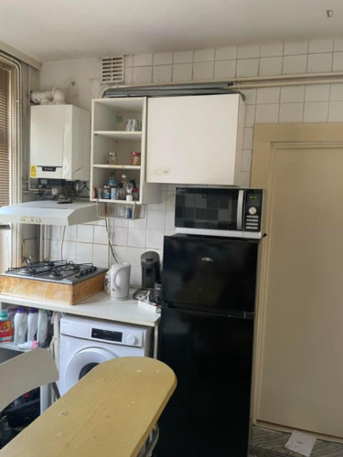 Homely double bedroom in Stadsdriehoek