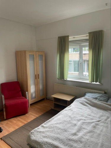Homely double bedroom in Stadsdriehoek - Gallery - 10