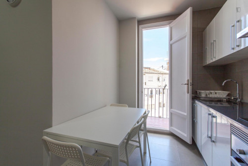 Exquisite double bedroom near popular Parc Gulliver - Gallery - 10