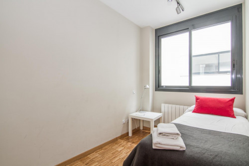 Modern 3-bedroom apartment in well-connected Sarrià-Sant Gervasi  - Gallery -  5