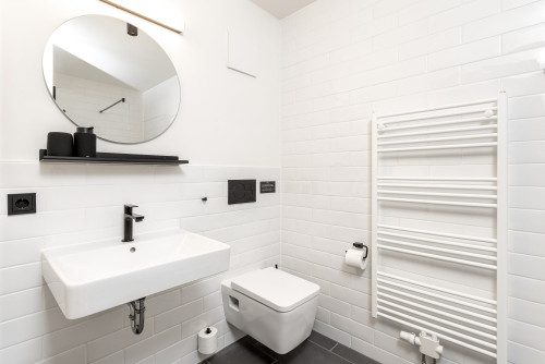 Your Ludwigsplatz HQ: Stylish 3-Bedroom Apartment incl. rooftop! ‍