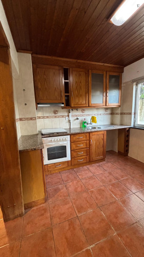 Nice twin bedroom in Santarém