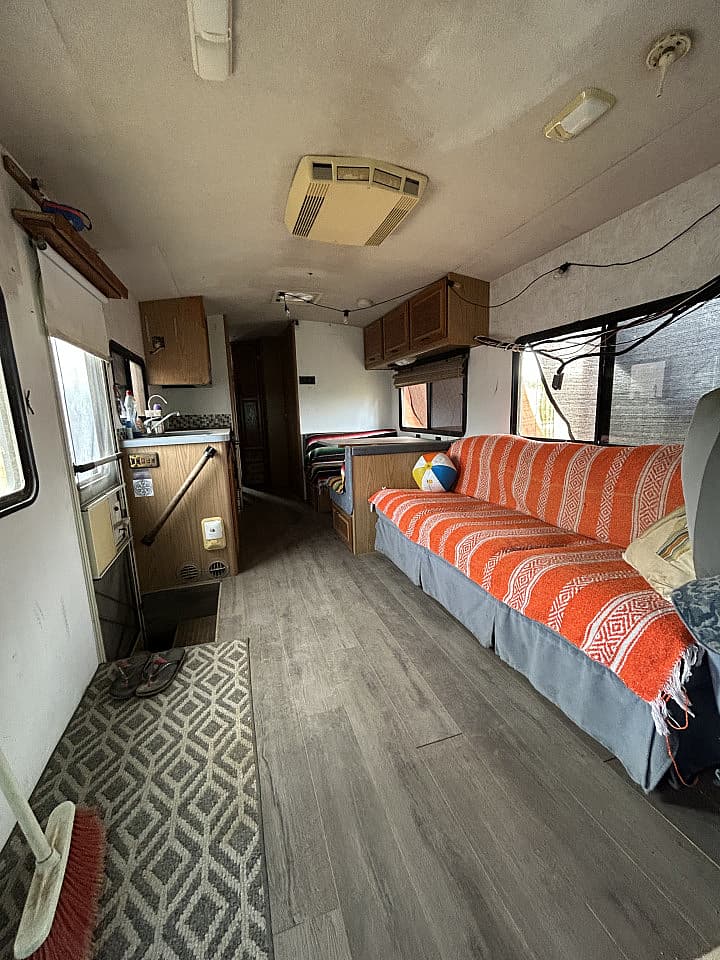X-RV Secluded Location/rooftop Balcony - 4
