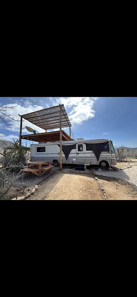 X-RV Secluded Location/rooftop Balcony - 1