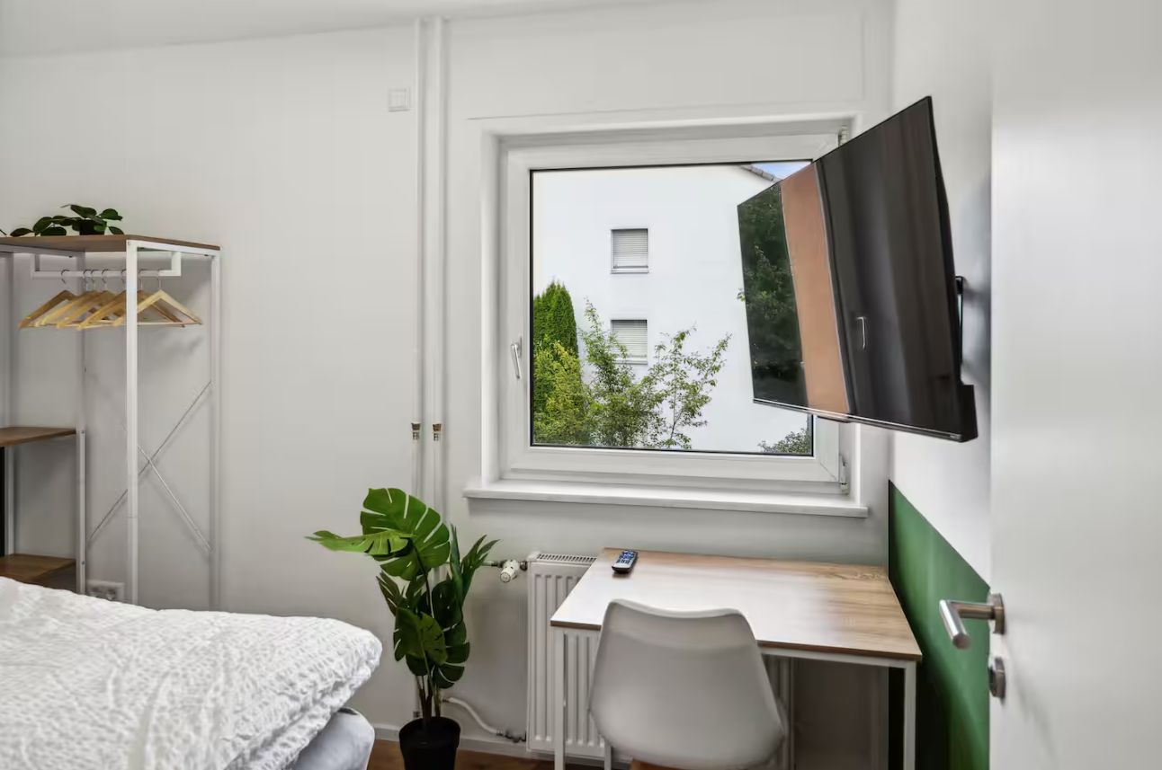 Cute Apartment In Vibrant Neighbourhood - 4
