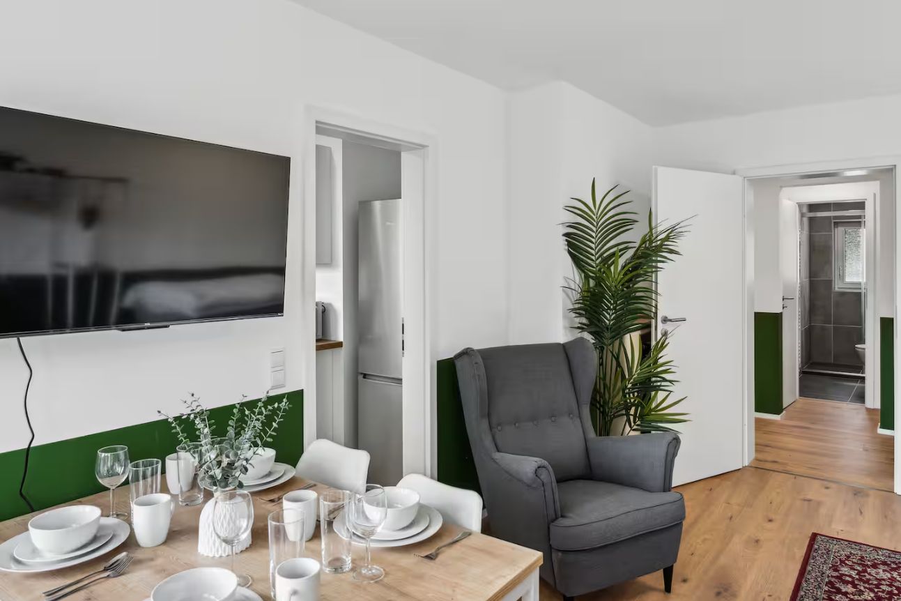 Cute Apartment In Vibrant Neighbourhood - 2