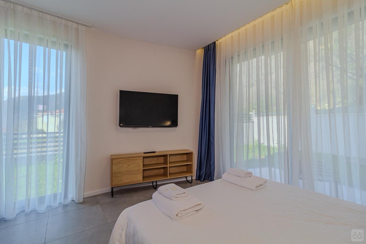 Deluxe Studio With Forest View - 2