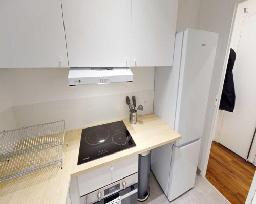 Snug double bedroom near Gare de Lyon - Gallery - 8