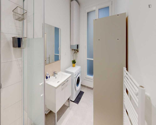 Snug double bedroom near Gare de Lyon - Gallery - 9