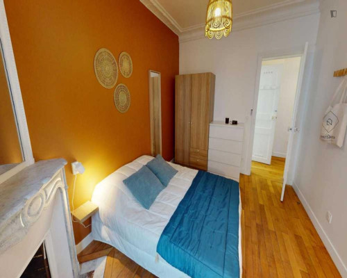 Stupendous double bedroom in Quinze-Vingts