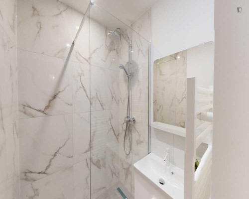 Homely double bedroom near Gare de Lyon - Gallery - 8