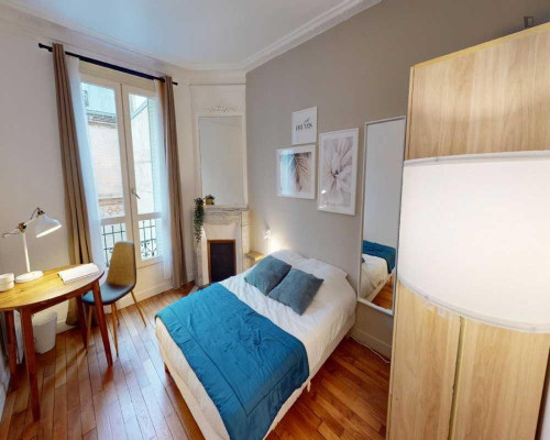 Dashing double bedroom near Gare de Lyon