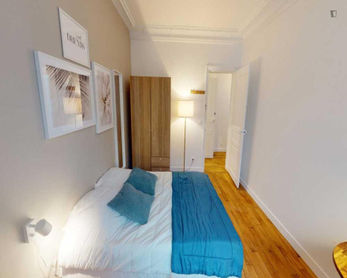 Dashing double bedroom near Gare de Lyon