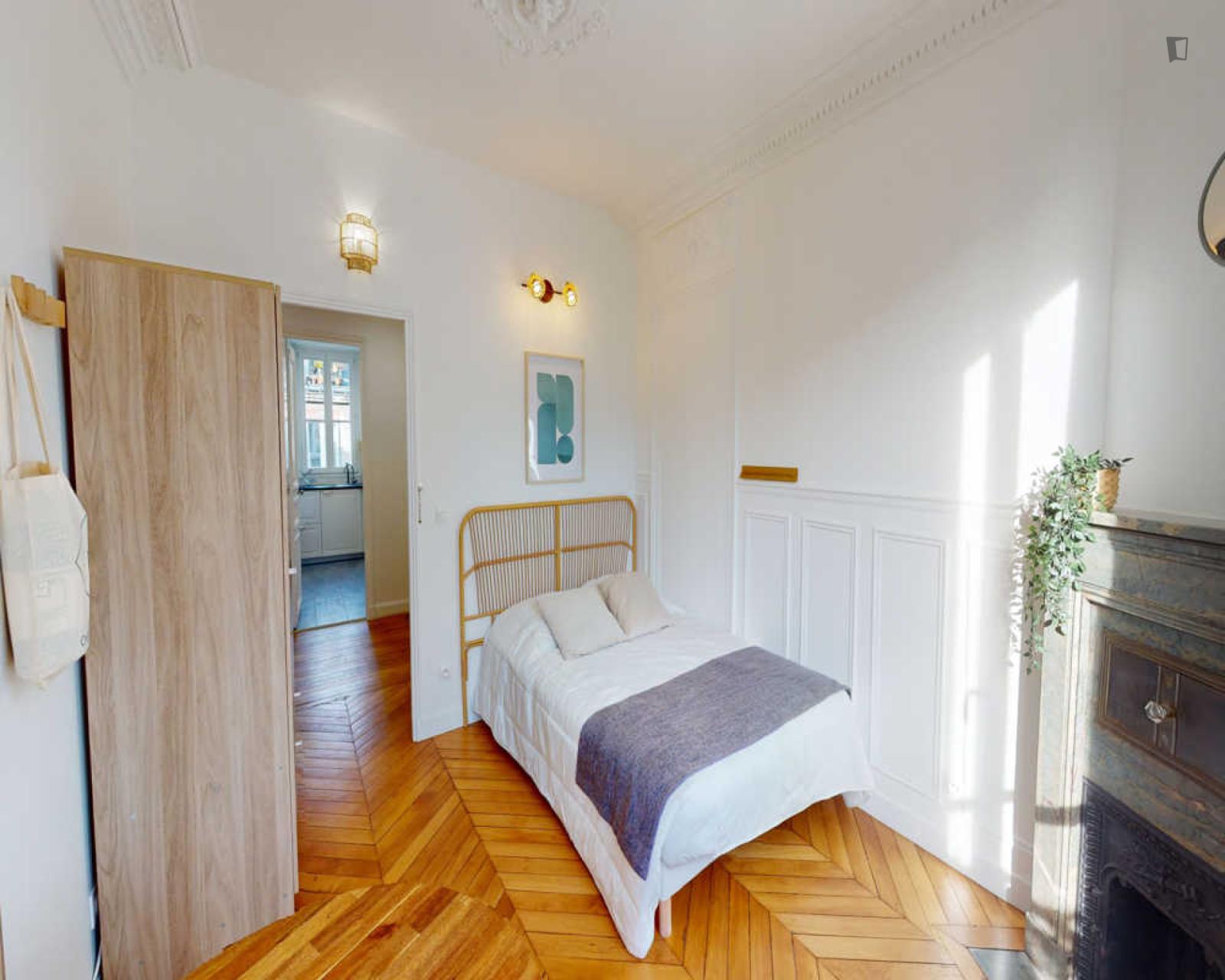 Appealing Double Bedroom Near Gare De Lyon - 1