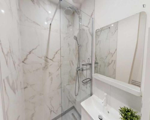 Bright double bedroom near Gare de Lyon - Gallery - 8
