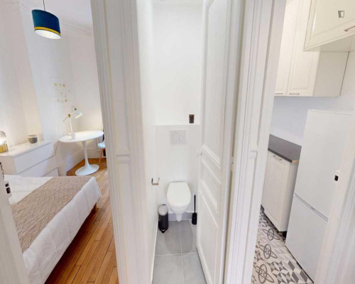 Bright double bedroom near Gare de Lyon - Gallery - 10
