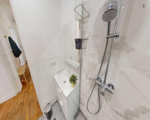 Very neat double bedroom in the Quinze-Vingts district - Gallery - 6