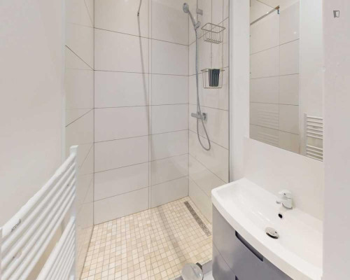 Delightful double bedroom near Gare de Lyon - Gallery - 8