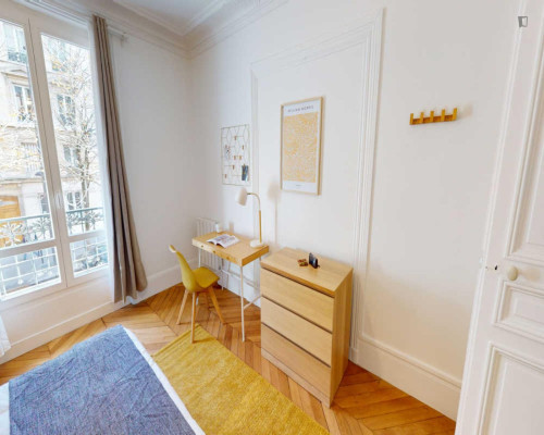 Bright double bedroom in the Quinze-Vingts district - Gallery - 17