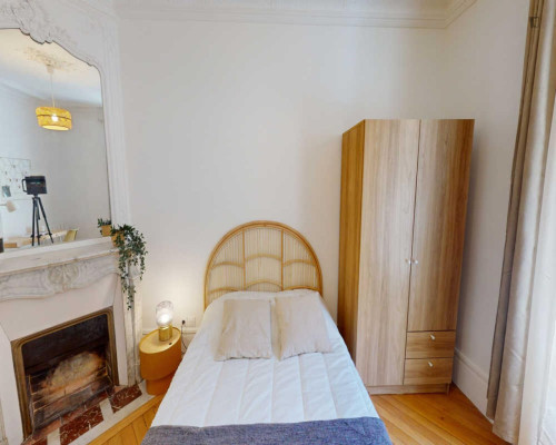 Bright double bedroom in the Quinze-Vingts district - Gallery - 19