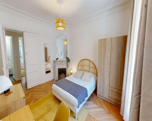 Bright double bedroom in the Quinze-Vingts district - Gallery - 20